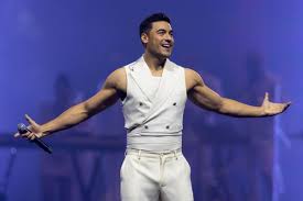 Carlos Rivera vuelve a Querétaro con nueva gira