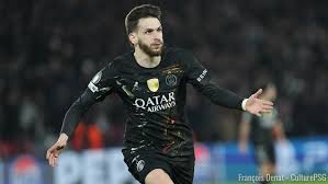 Match : Lens/PSG (0-1), le but de Kvaratskhelia en video