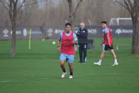 ¡Partidazo! Belgrano a Mendoza: ¿Logrará la Recuperación ante Independiente? - Imagen principal del artículo