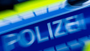 Polizeieinsatz: Spezialkräfte in Hof – Mann droht Frau mit dem Tod