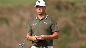 Gary Woodland Surges to Lead at Houston Open