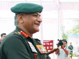 Mrinalini Singh, daughter of Indian Army chief General VK Singh, has blamed former chiefs for the age row that questioned the &quot;honesty and integrity&quot; of her ... - singh3801