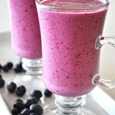 Resultado de imagen para Smoothie de chocolate y plátano.