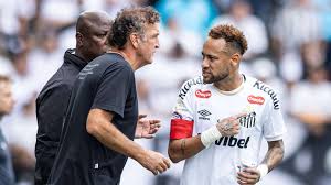 Santos coach Cuca uncertain over Neymar's availability on synthetic turf for Palmeiras cup tie