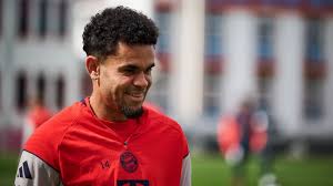 Bundesliga: La posible alineación titular de Bayern vs. Friburgo, con Luis Díaz