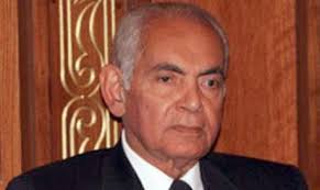 The head of Supreme Council of the Armed Forces&#39; (SCAF) Advisory Council, Mansour Hassan, announced his intention Wednesday to join the presidential race ... - 2012-634667982823969966-396