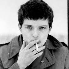 Joy Division&#39;s Ian Curtis&#39; kitchen table up for auction on eBay. Photo: Joy Division Tickets. A kitchen table that belonged to the late Joy Division ... - IanCurtisNew600