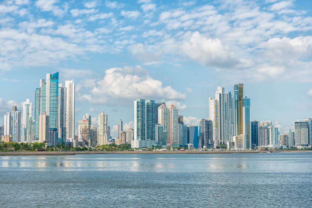 Panama City Skyline. Панама город.