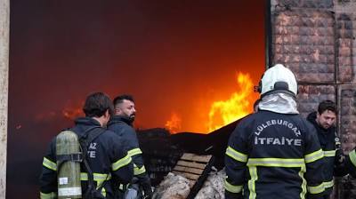 Kırklareli’nde atık yağ fabrikasında çıkan yangın kontrol altında