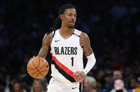 Ja Morant Leaves Blazers-Grizzlies Game with Hamstring Injury