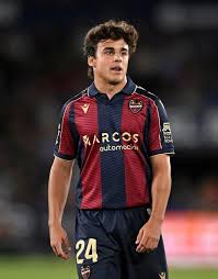 América de México contrata a centrocampista español Álvarez