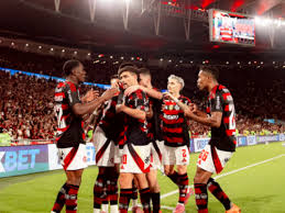 Flamengo emplaca dois jogadores em ranking entre os 10 melhores do primeiro turno do Brasileirão