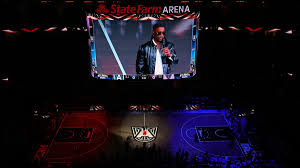 Atlanta Dream players and Golden State Valkyries absent during the national anthem before a WNBA Finals game