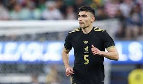 Johan Vásquez llega a la selección mexicana en el mejor año de su vida