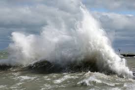 Chicago Weather: Storms Looming in Late April 2025