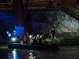 Strasbourg. Une personne recherchée dans l’Ill après l’alerte de passants, plusieurs plongeurs mobilisés