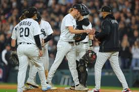 White Sox look to bounce back after 2 straight losses to Guardians at home in ALDS