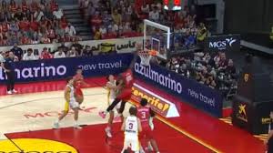O afundanço brutal de Neemias que corre a Europa e até a NBA: «Cozinhou o adversário como se fosse um frango