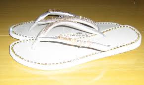 Resultado de imagem para havaianas com perola