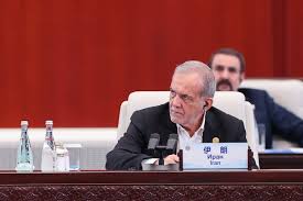 دیدار پزشکیان و اردوغان در حاشیه اجلاس شانگهای/ عکس خاص از دست دادن دو رئیس جمهور