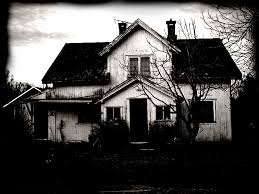 Résultat de recherche d'images pour "creepy houses pics"