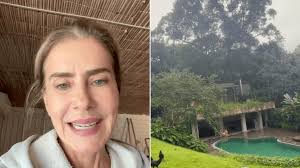 Maitê Proença troca apartamento de luxo na orla do Rio por casa no campo com horta, galinhas e minhocário