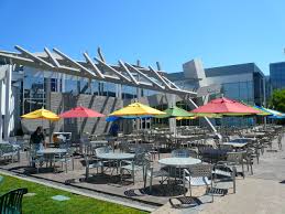 Résultat de recherche d'images pour "googleplex images"