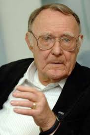 Swede Ingvar Kamprad, founder of furniture retail chain IKEA, announces a donation of 500&#39;000 Swiss francs to Lausanne&#39;s Cantonal School of Art during a ... - xin_0603032709354452786514