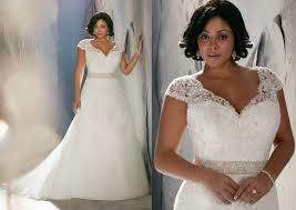 Resultado de imagem para novos modelos de plus size para noivas