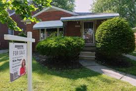 Existing homes for sale as mortgage rates rise in the United States