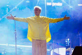 Marisa Monte e Caetano Veloso são atrações do Na Praia 2026; veja line-up