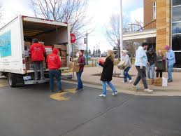 Friends of Dexter Library, Kiwanis Club Partner for Used Book Drive