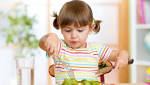 كيف تعلّمون أطفالكم تناول الغذاء