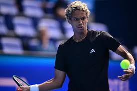 Diallo Écrase Bonzi! Choc au Masters de Shanghai! 🎾🇨🇦