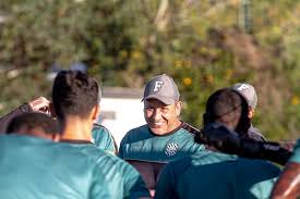 Raul Cabral vê Figueirense em evolução e evita pressão antes de duelo contra o Brusque