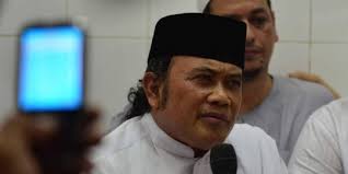 7 Lagu Rhoma Irama bertema kebangsaan | merdeka.com - adu-domba-rev2