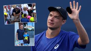 Tennis Star Rights a Wrong After US Open Hat Snatching
