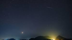 Cómo ver la lluvia de meteoros eta acuáridas que alcanza su punto máximo esta noche en el hemisferio sur