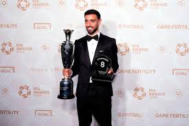 Bruno Fernandes, Khadija Shaw win top honors at PFA Awards