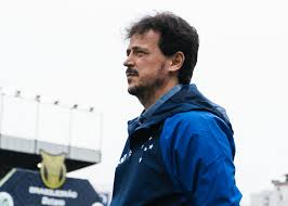 Cruzeiro Faces Juventude Amidst Absences and Controversy