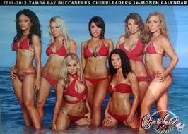 Resultado de imagem para cheerleaders buccaneer