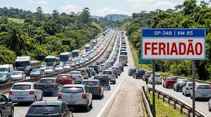 O superferiadão de 4 dias seguidos que vai parar o Brasil e os CLTs já contam os minutos