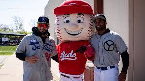 Cincinnati Reds Honor Jackie Robinson with Events at Youth Academy