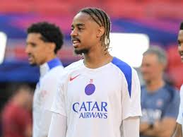 Le transfert de Barcola fait déjà douter Liverpool !