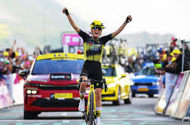 Pauline Ferrand-Prevot Dominates Tour de France Femmes, Takes Yellow Jersey