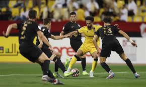 صورة للاعبين من نادي قطر