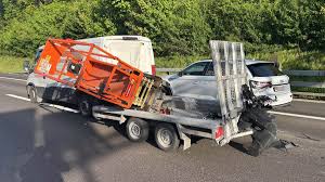 Die Autobahn A1 musste am Montag im Aargau zeitweise komplett gesperrt werden