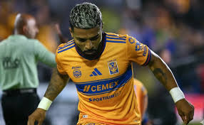Por qué no juega Rodrigo Aguirre en Tigres vs. Santos Laguna y cuándo debuta el ‘Búfalo’
