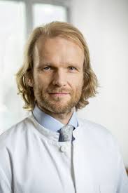 Dr. <b>Uwe Träger</b>. Facharzt für Neurochirurgie - profil_uwe_traeger