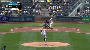 Andrew McCutchen Passes Roberto Clemente on Pirates Home Run List - Imagen ilustrativa del artículo